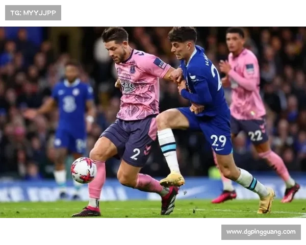 哈弗茨点球判罚引发争议深度解析及背后判罚规则的解读 哈弗茨点球判罚引发争议深度解析及背后判罚规则的解读