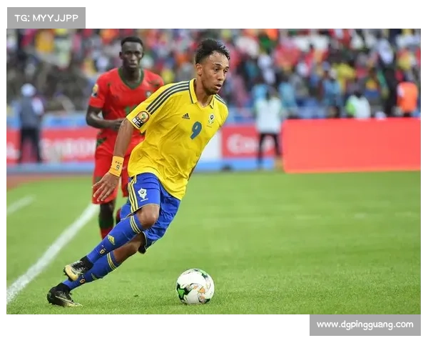 奥巴梅扬的国家队选择之谜 揭开背后复杂的决定与情感纠葛